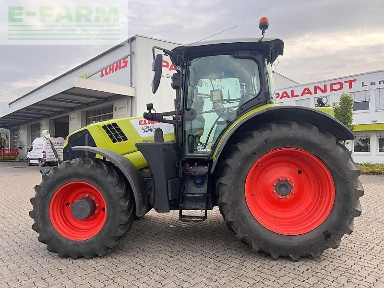 CLAAS arion 660 cmatic s10 rtk - Traktor: gambar 3 CLAAS arion 660 cmatic s10 rtk - Traktor: gambar 3