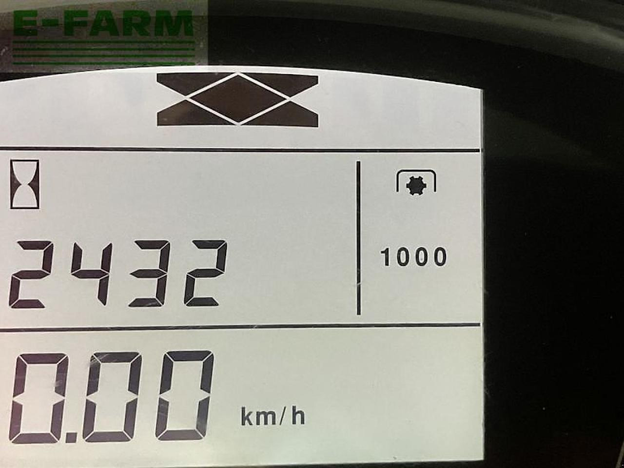 CLAAS arion 660 cmatic - st v first - Traktor: gambar 5 CLAAS arion 660 cmatic - st v first - Traktor: gambar 5