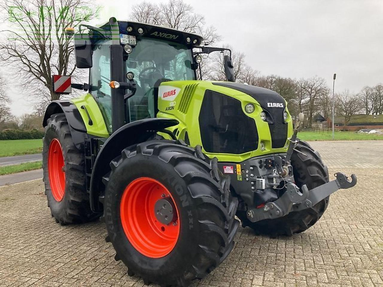 CLAAS axion 810 cis+ - Traktor: gambar 3 CLAAS axion 810 cis+ - Traktor: gambar 3