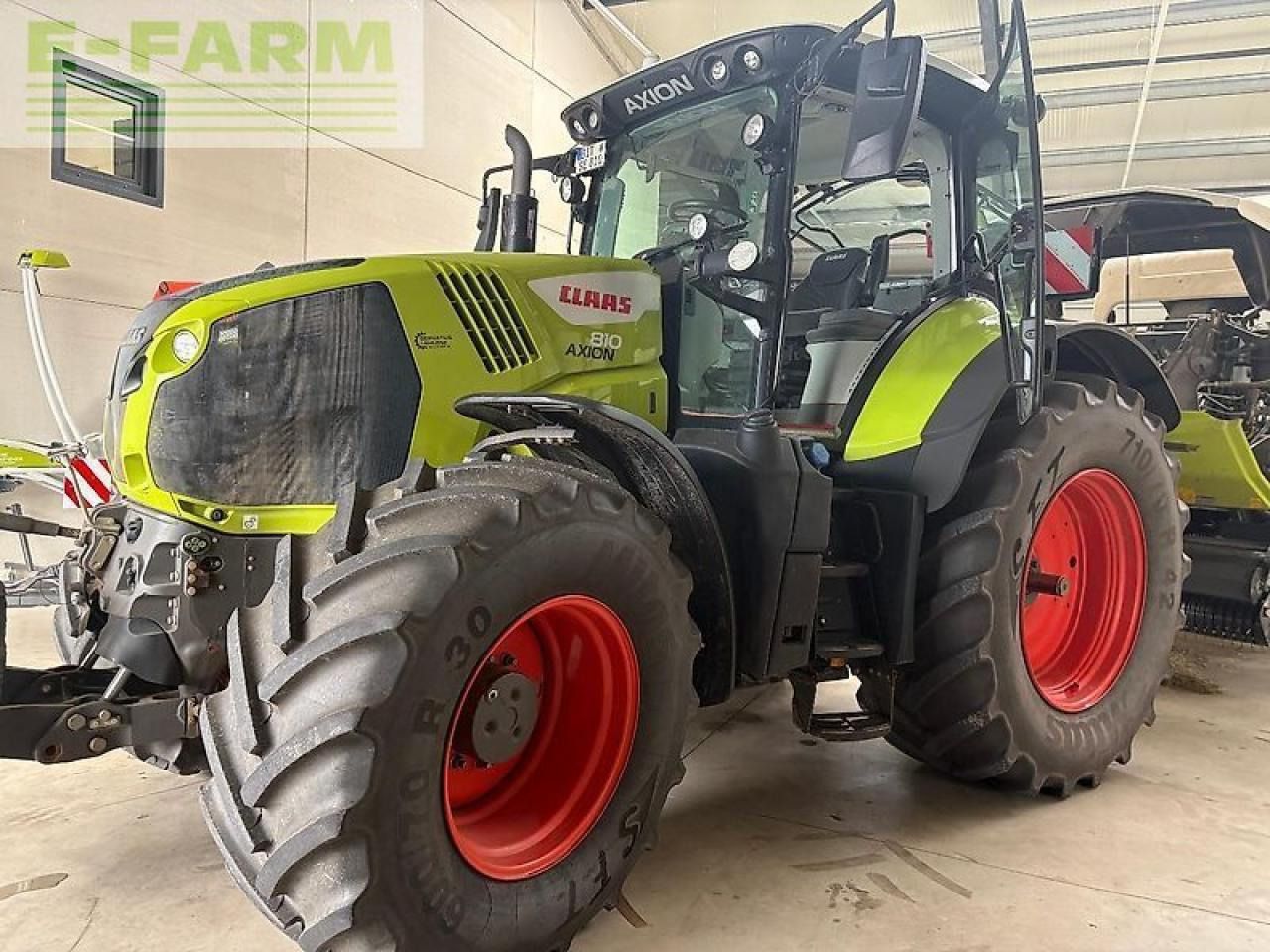 CLAAS axion 810 cmatic cebis CMATIC CEBIS - Traktor: gambar 1 CLAAS axion 810 cmatic cebis CMATIC CEBIS - Traktor: gambar 1