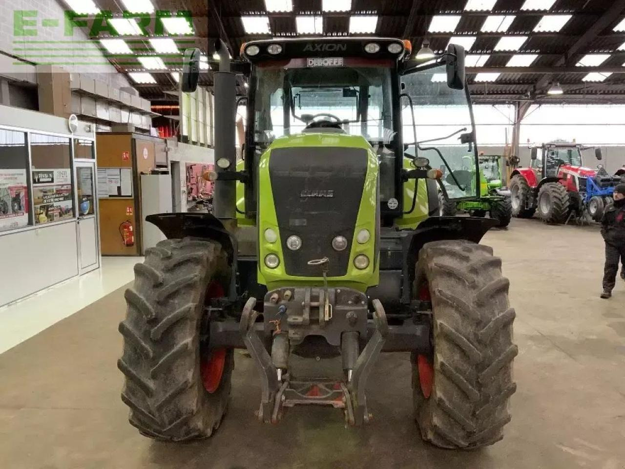 CLAAS axion 820 - Traktor: gambar 3 CLAAS axion 820 - Traktor: gambar 3