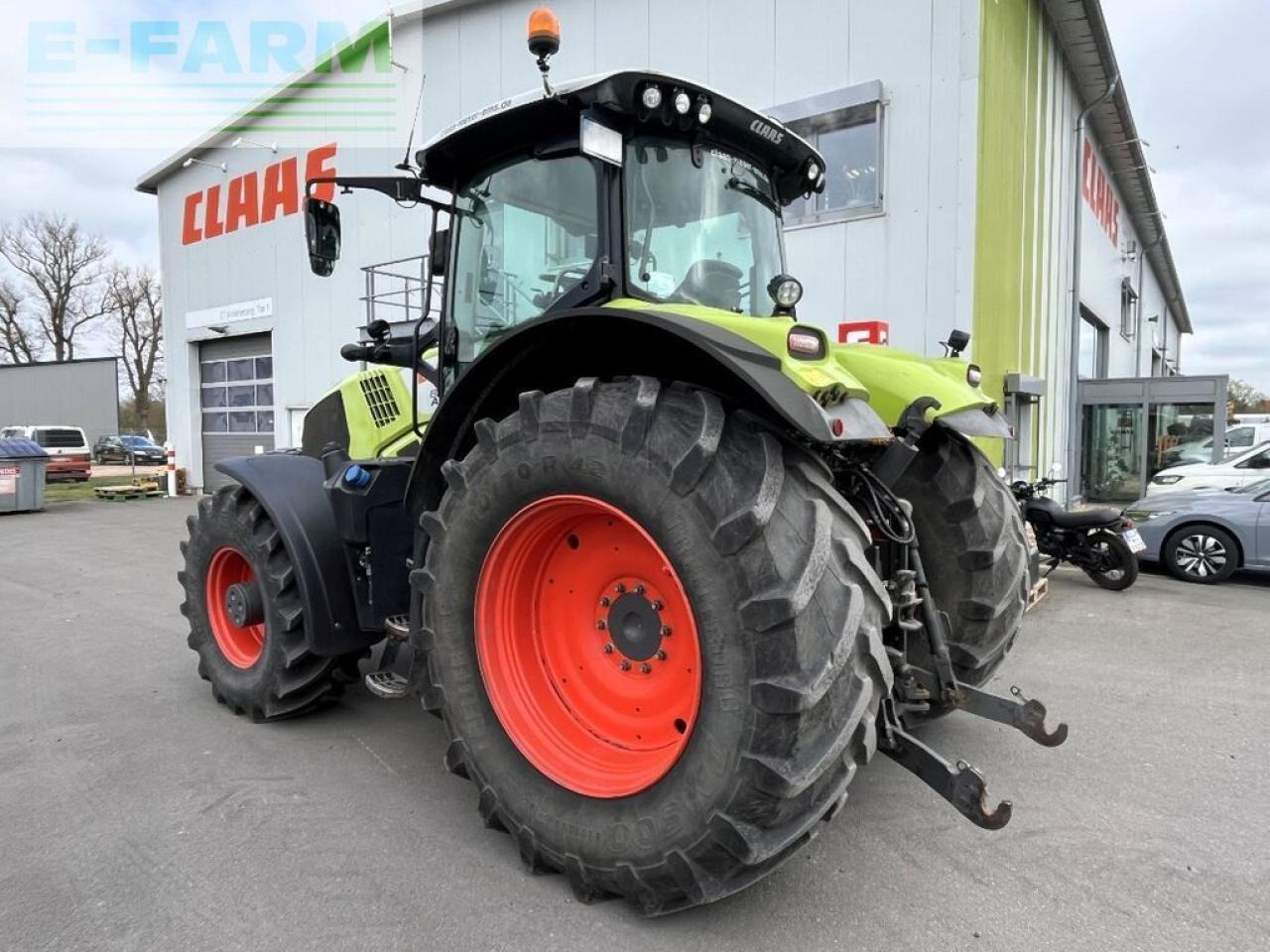 CLAAS axion 830 cmatic cebis, fkh CMATIC CEBIS - Traktor: gambar 5 CLAAS axion 830 cmatic cebis, fkh CMATIC CEBIS - Traktor: gambar 5