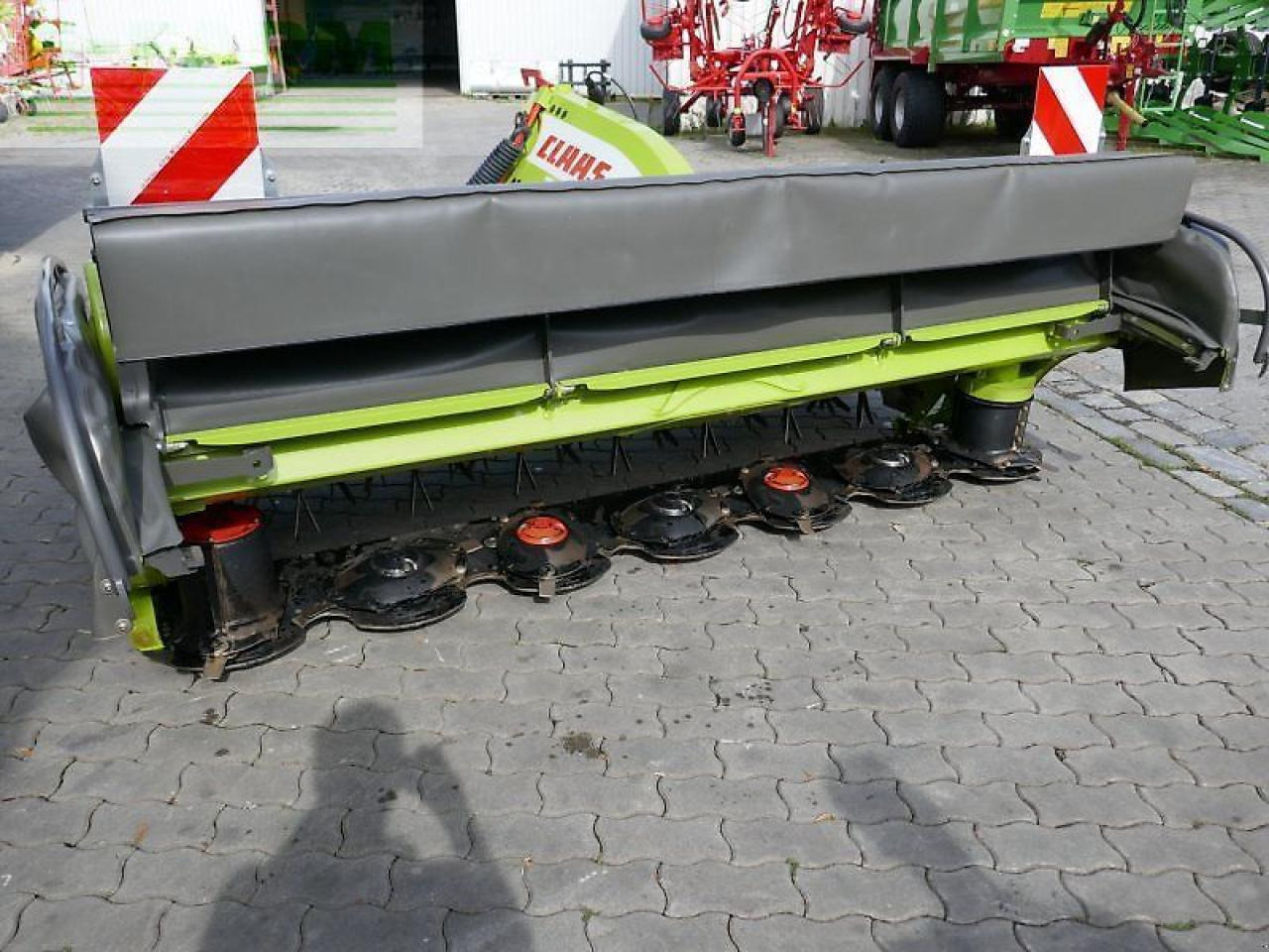 CLAAS disco 3200 fc profil - Mesin pemotong padang rumput: gambar 3 CLAAS disco 3200 fc profil - Mesin pemotong padang rumput: gambar 3