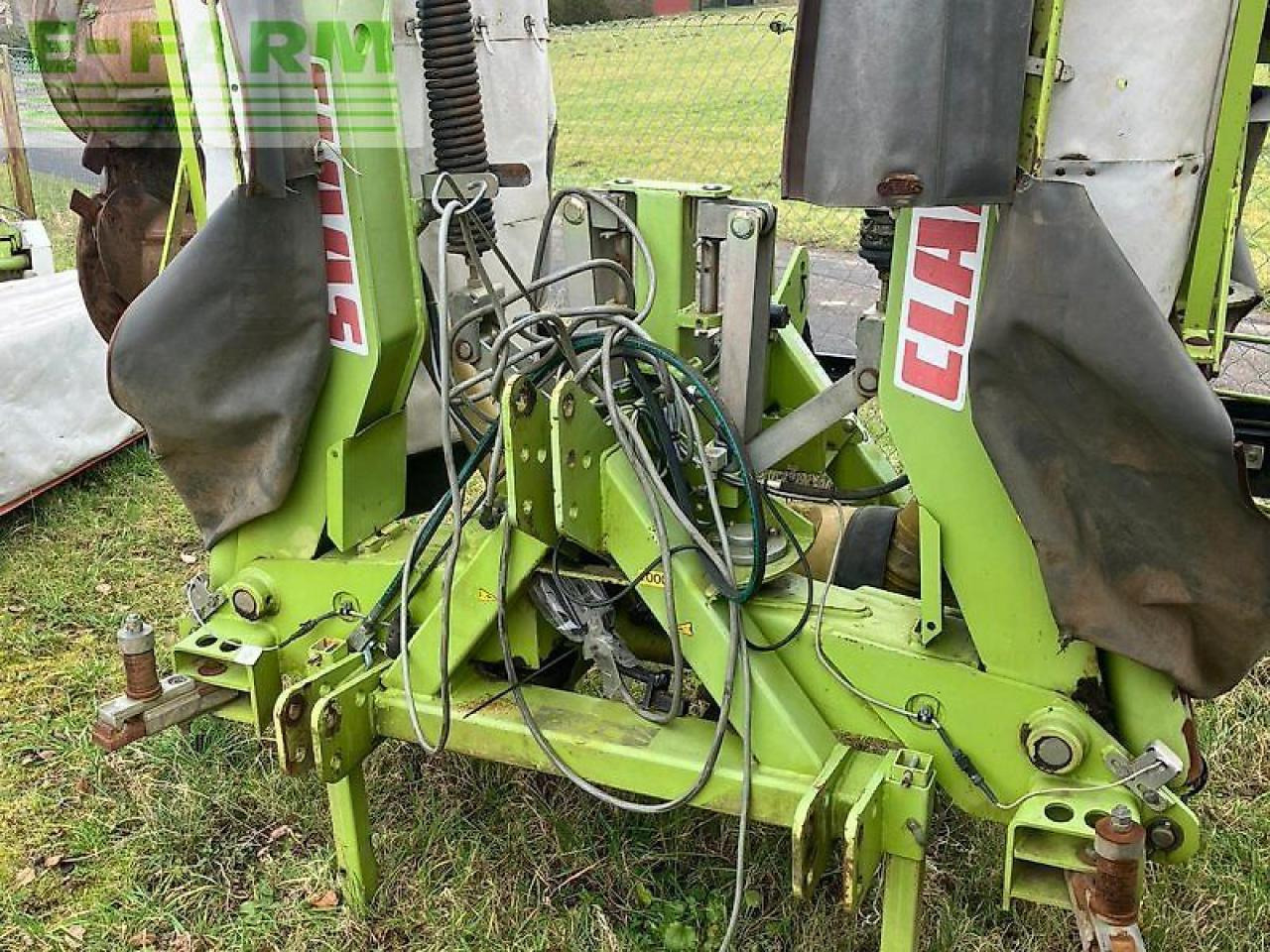 CLAAS disco 8550 - Mesin pemotong padang rumput: gambar 5 CLAAS disco 8550 - Mesin pemotong padang rumput: gambar 5