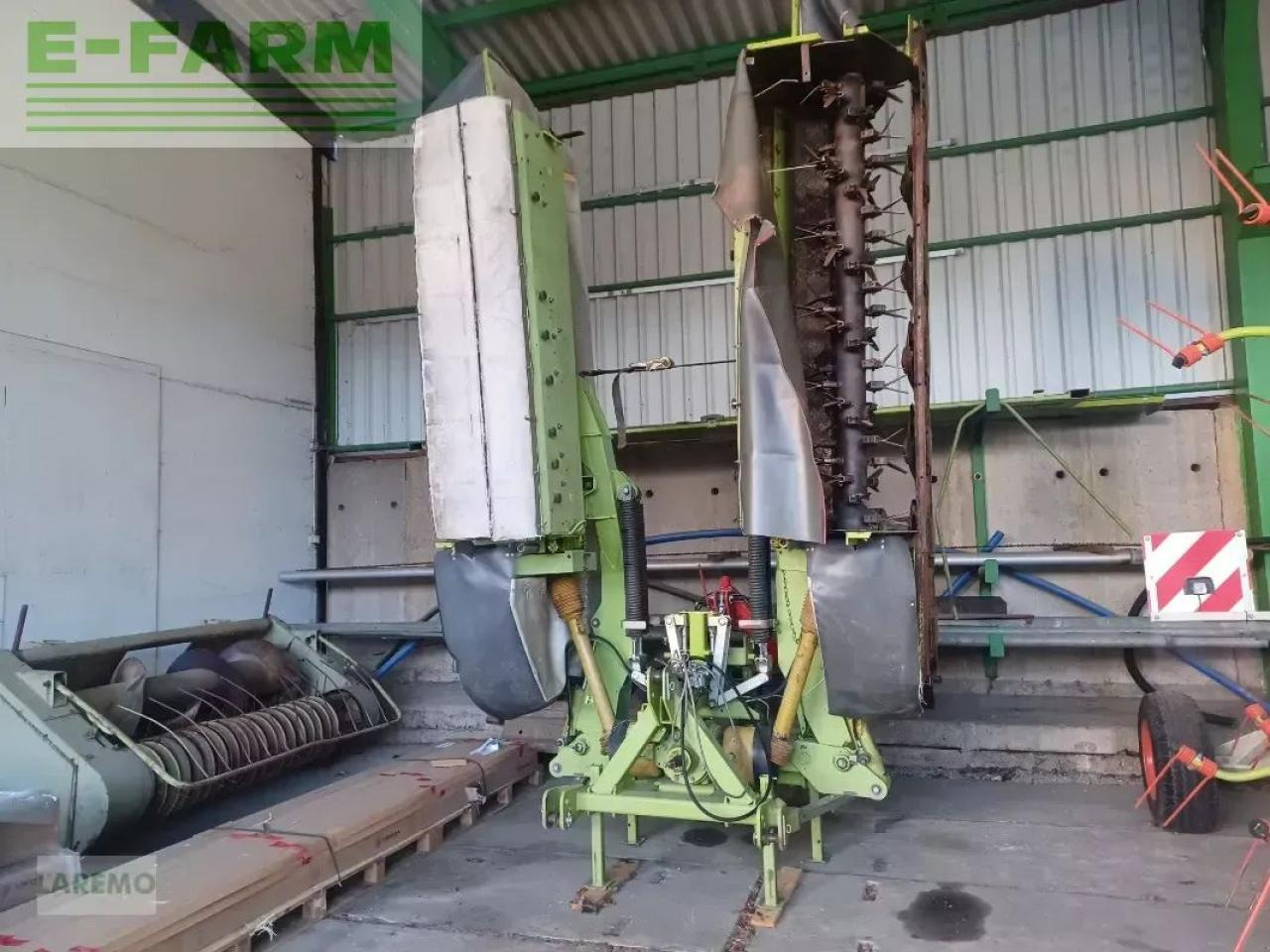 CLAAS disco 8550 c plus rüfa - Mesin pemotong padang rumput: gambar 1 CLAAS disco 8550 c plus rüfa - Mesin pemotong padang rumput: gambar 1