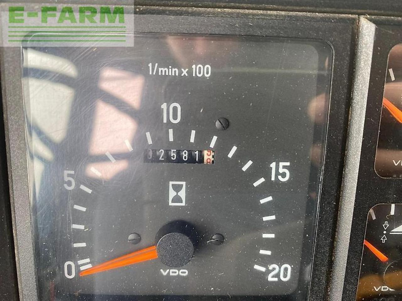 Pemanen gabungan CLAAS dominator 88: gambar 10