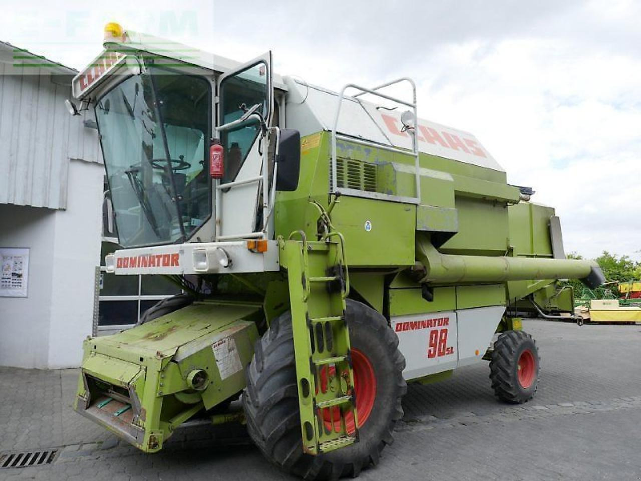 CLAAS dominator 98 sl - Pemanen gabungan: gambar 1 CLAAS dominator 98 sl - Pemanen gabungan: gambar 1