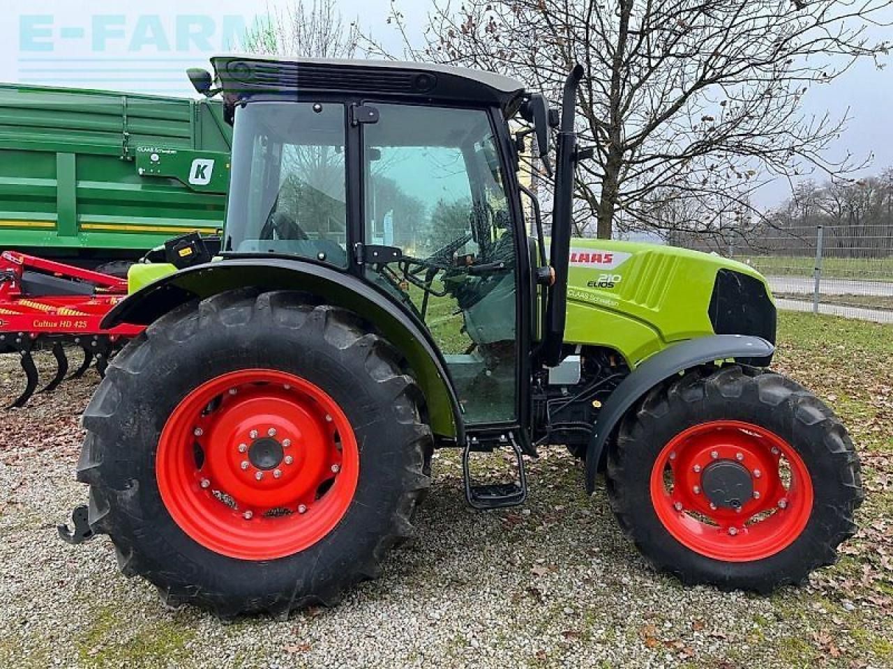 CLAAS elios 210 - Traktor: gambar 4 CLAAS elios 210 - Traktor: gambar 4