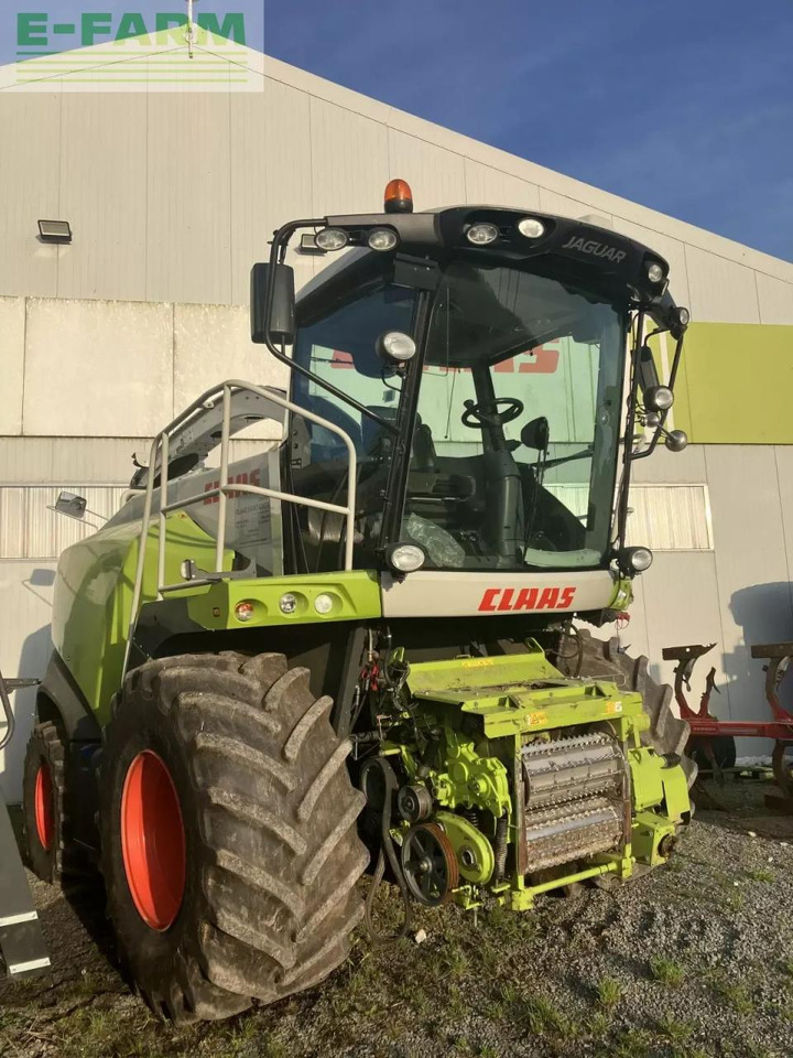 CLAAS ensileuse claas jaguar t4f - Pemanen hijauan: gambar 4 CLAAS ensileuse claas jaguar t4f - Pemanen hijauan: gambar 4