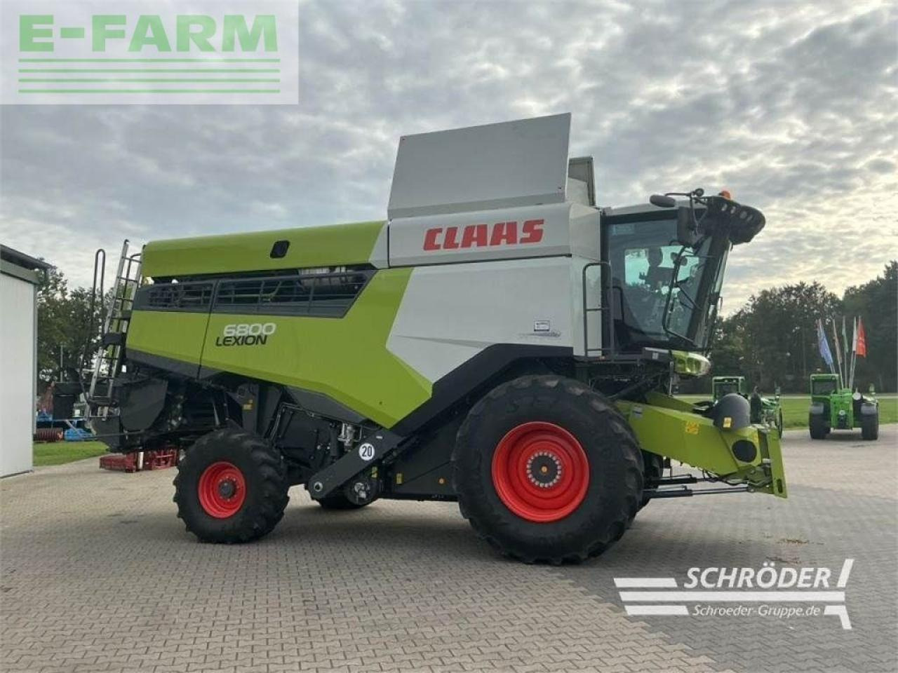 CLAAS lexion 6800 + vario 1080 (inkl. raps) - Pemanen gabungan: gambar 4 CLAAS lexion 6800 + vario 1080 (inkl. raps) - Pemanen gabungan: gambar 4
