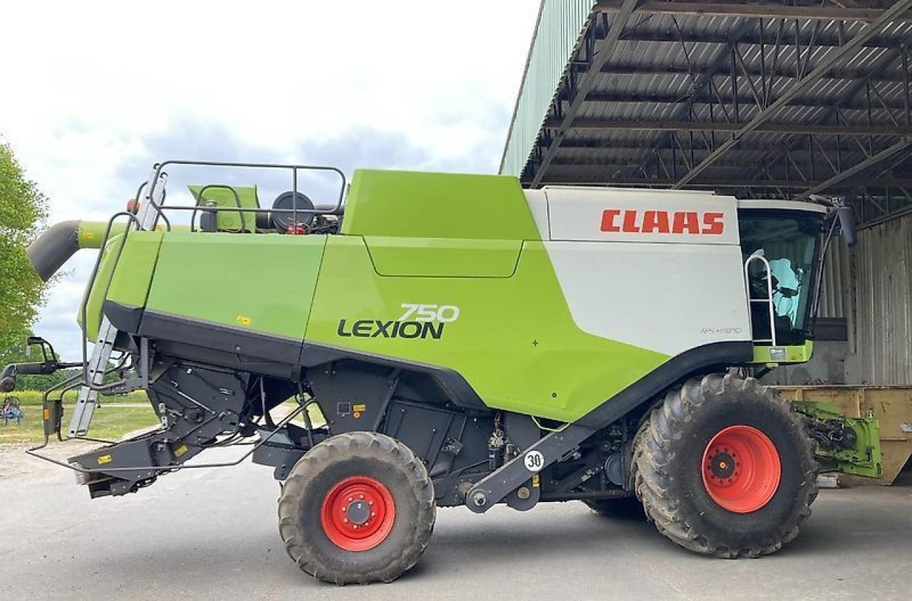 CLAAS lexion 750 mit vario 900 - Pemanen gabungan: gambar 2 CLAAS lexion 750 mit vario 900 - Pemanen gabungan: gambar 2