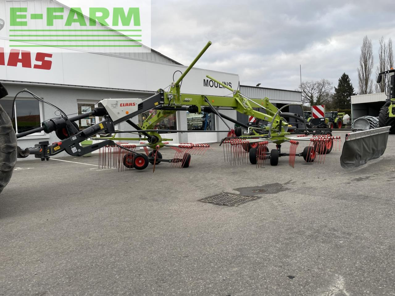 CLAAS liner 1600 - Tedder/ Menyapu: gambar 1 CLAAS liner 1600 - Tedder/ Menyapu: gambar 1