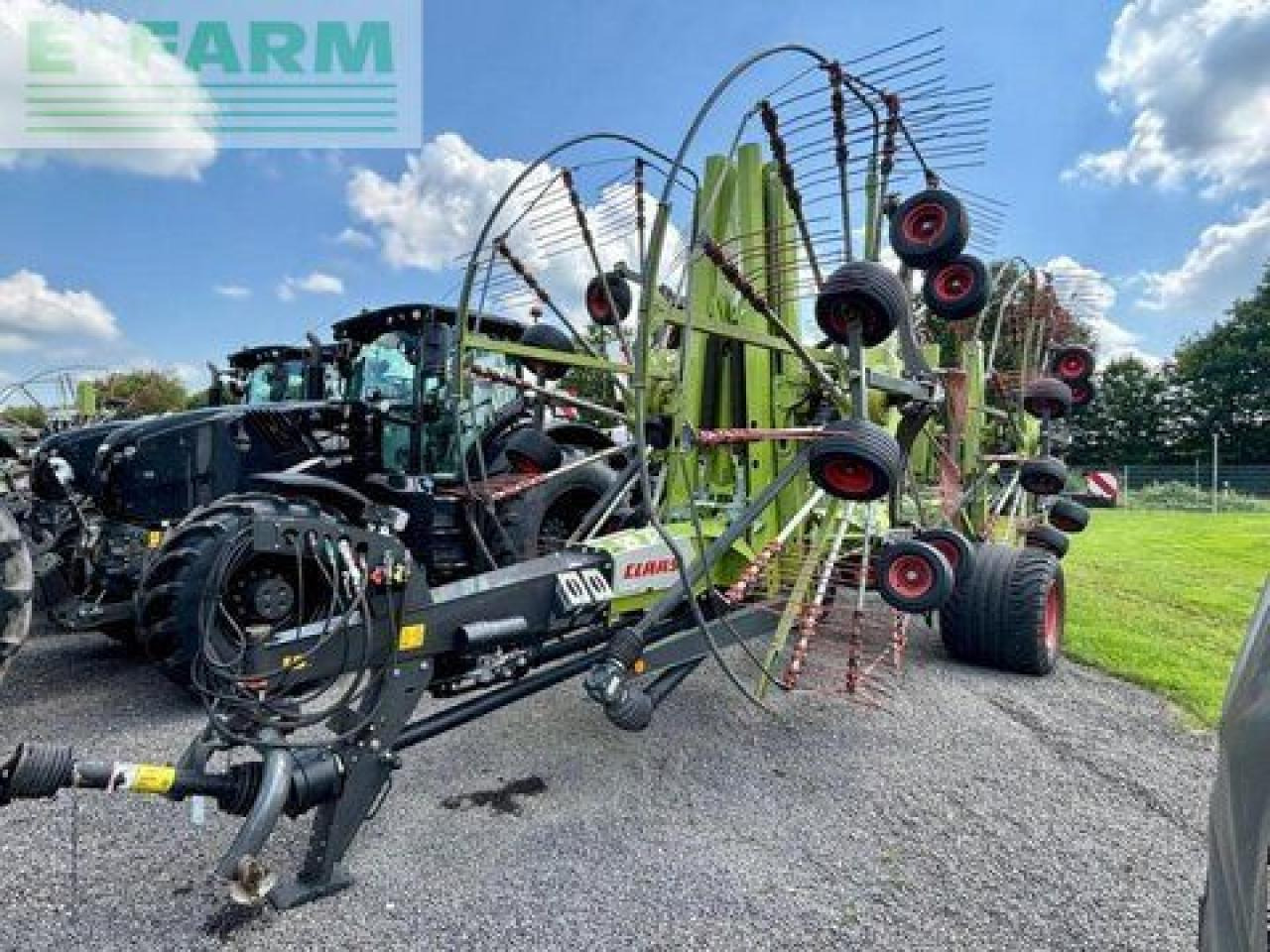 CLAAS liner 4900 business - Tedder/ Menyapu: gambar 2 CLAAS liner 4900 business - Tedder/ Menyapu: gambar 2