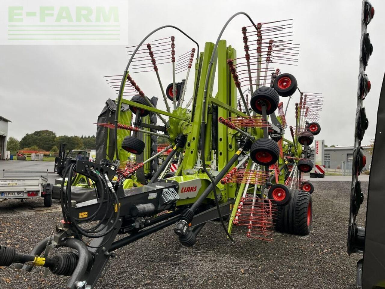 CLAAS liner 4900 business - Tedder/ Menyapu: gambar 2 CLAAS liner 4900 business - Tedder/ Menyapu: gambar 2