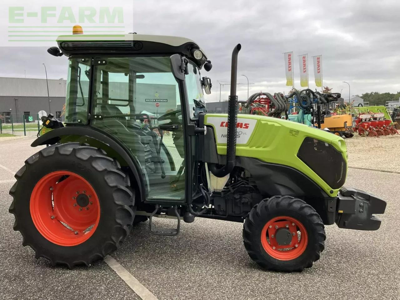 CLAAS nexos 220 vl VL - Traktor: gambar 5 CLAAS nexos 220 vl VL - Traktor: gambar 5
