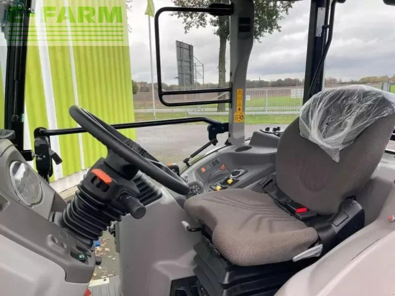 Traktor CLAAS nexos 240 m: gambar 9