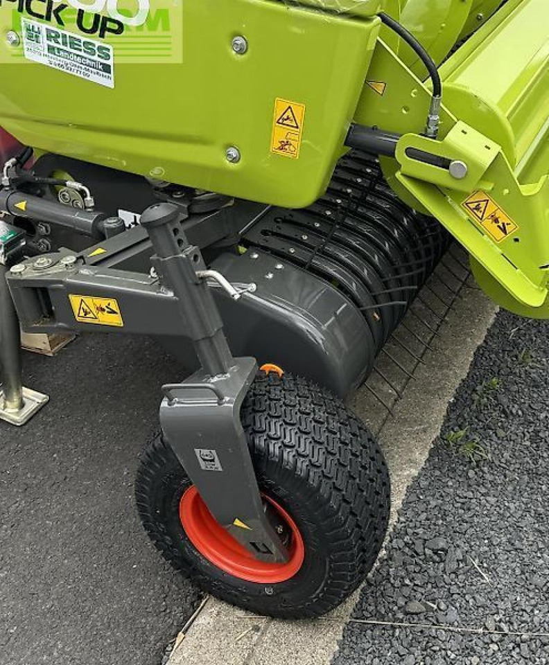 Lampiran pemanen pakan ternak CLAAS pick up 300 profi contour: gambar 8