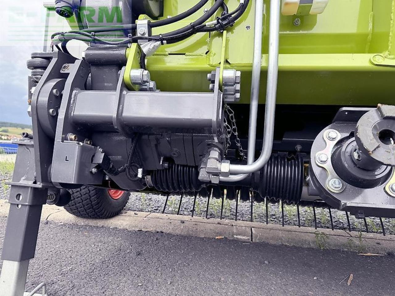Lampiran pemanen pakan ternak CLAAS pick up 300 profi contour: gambar 7