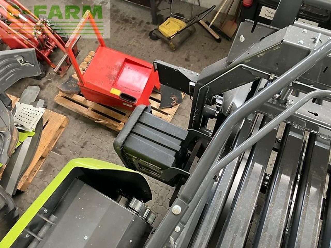 Baler persegi CLAAS quadrant 5300 fc: gambar 9