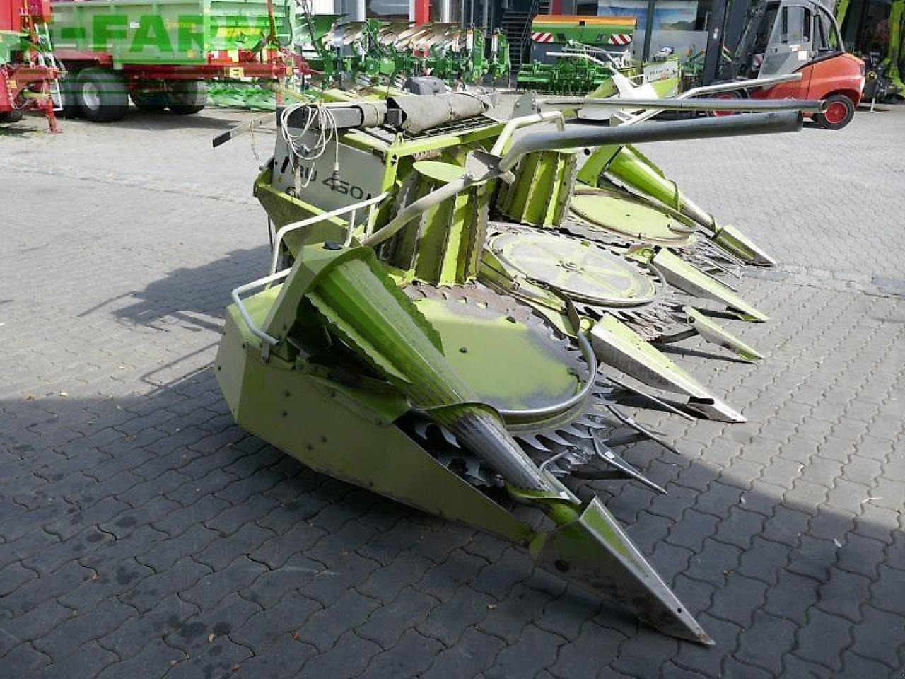 CLAAS ru 450 - Lampiran pemanen pakan ternak: gambar 3 CLAAS ru 450 - Lampiran pemanen pakan ternak: gambar 3