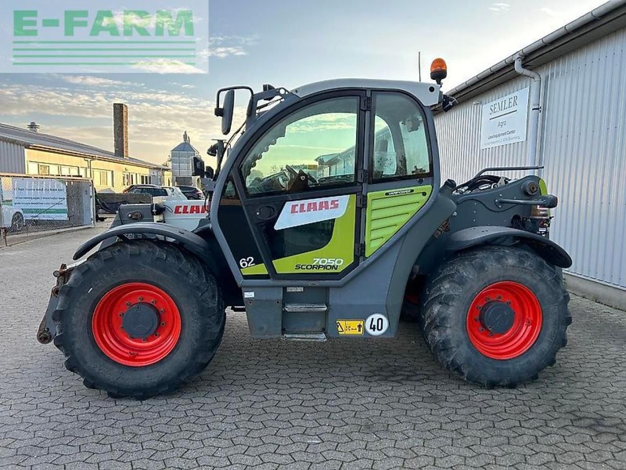 Telehandler CLAAS scorpion 7050: gambar 11