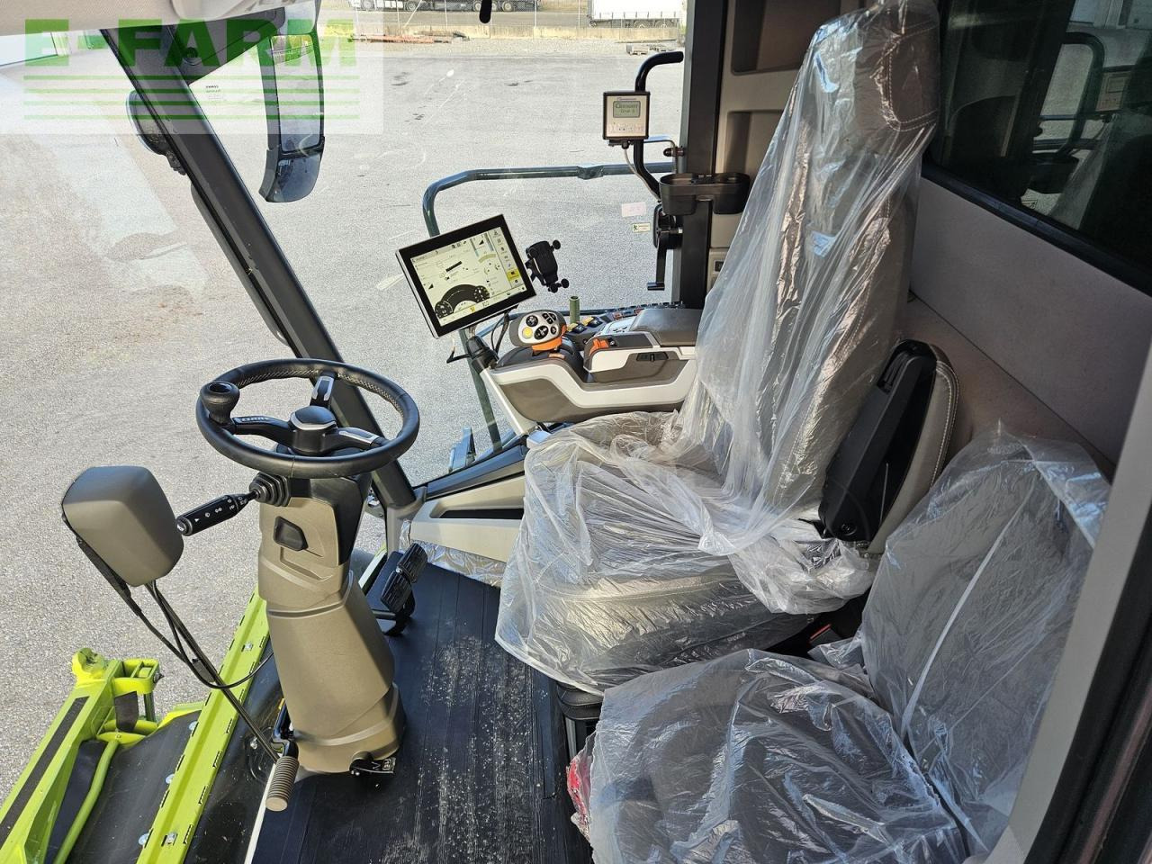 CLAAS trion 740 montana 4x4 - Pemanen gabungan: gambar 5 CLAAS trion 740 montana 4x4 - Pemanen gabungan: gambar 5