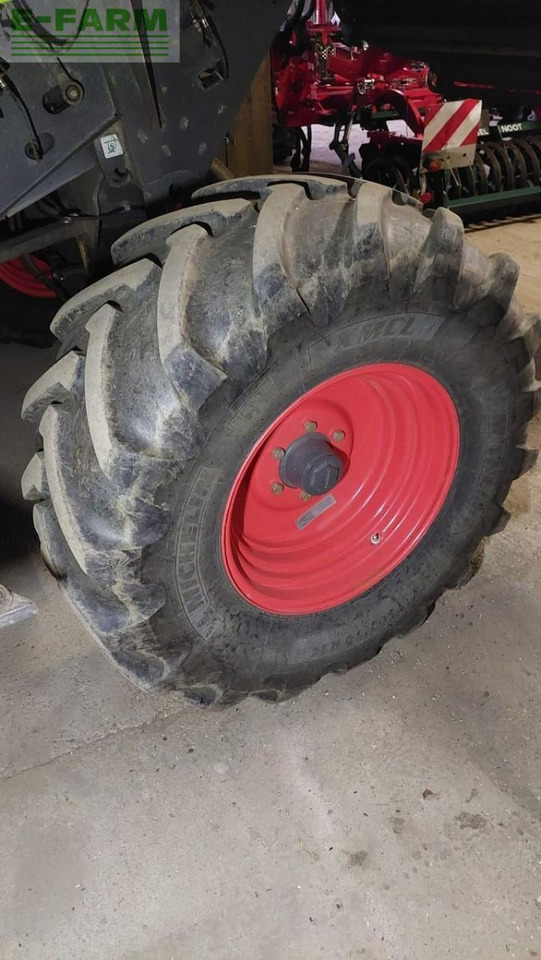 CLAAS tucano 430 - Pemanen gabungan: gambar 2 CLAAS tucano 430 - Pemanen gabungan: gambar 2