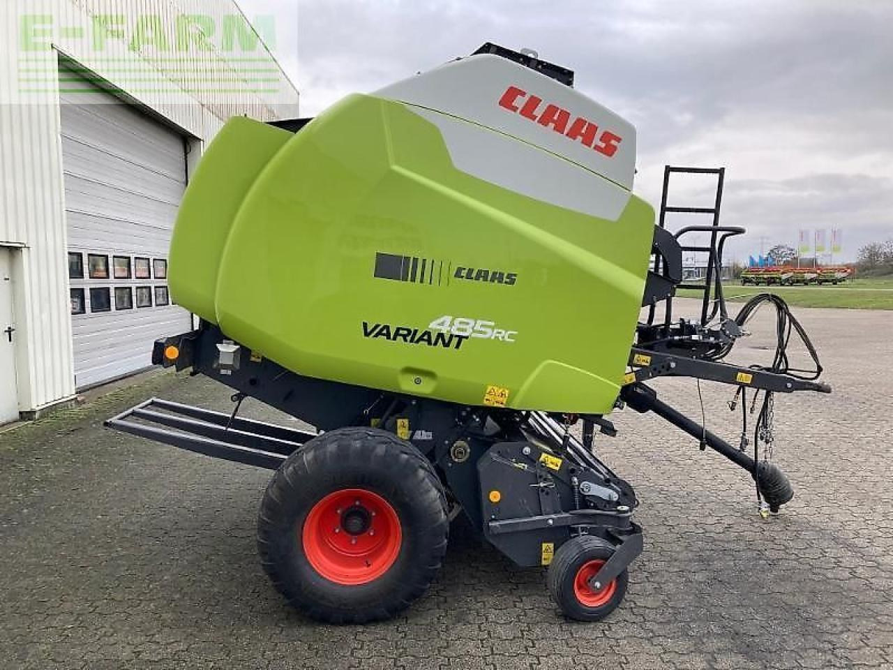 Baler persegi CLAAS variant 485 rc: gambar 6