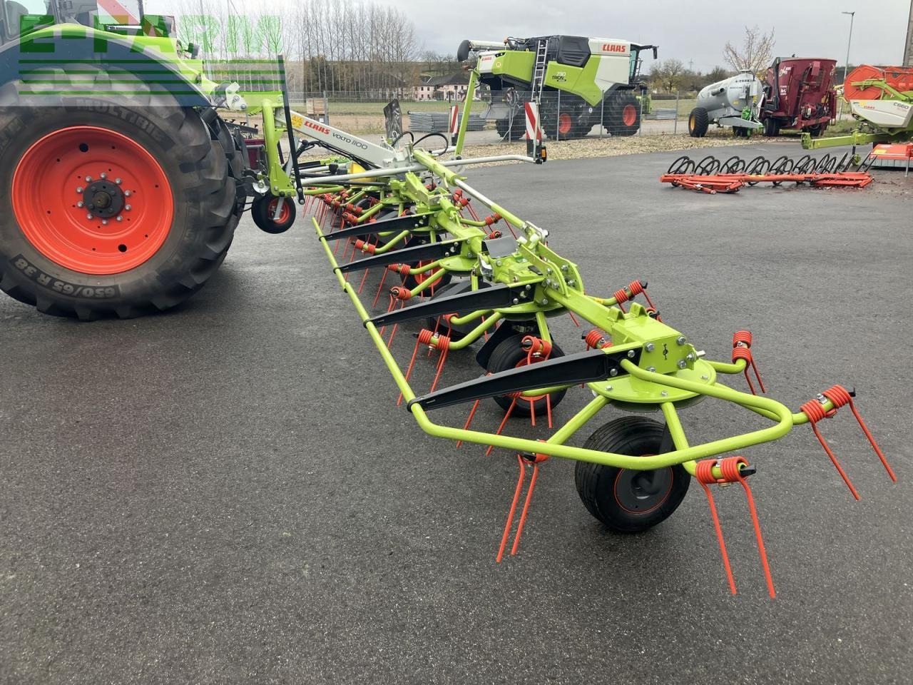 CLAAS volto 1100 - Tedder/ Menyapu: gambar 5 CLAAS volto 1100 - Tedder/ Menyapu: gambar 5