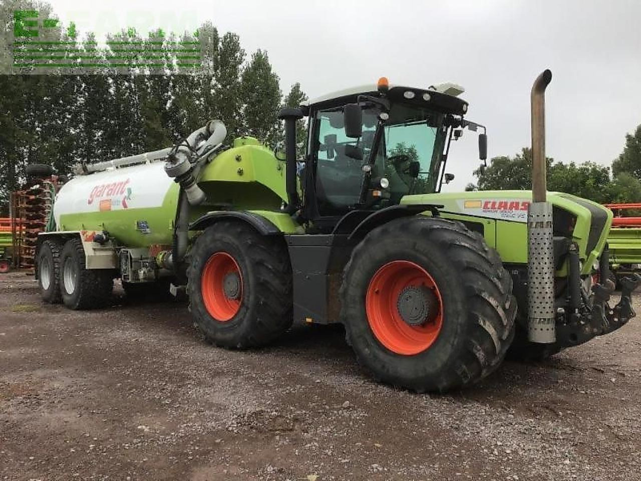 CLAAS xerion 3800 trac vc TRAC VC - Traktor: gambar 3 CLAAS xerion 3800 trac vc TRAC VC - Traktor: gambar 3