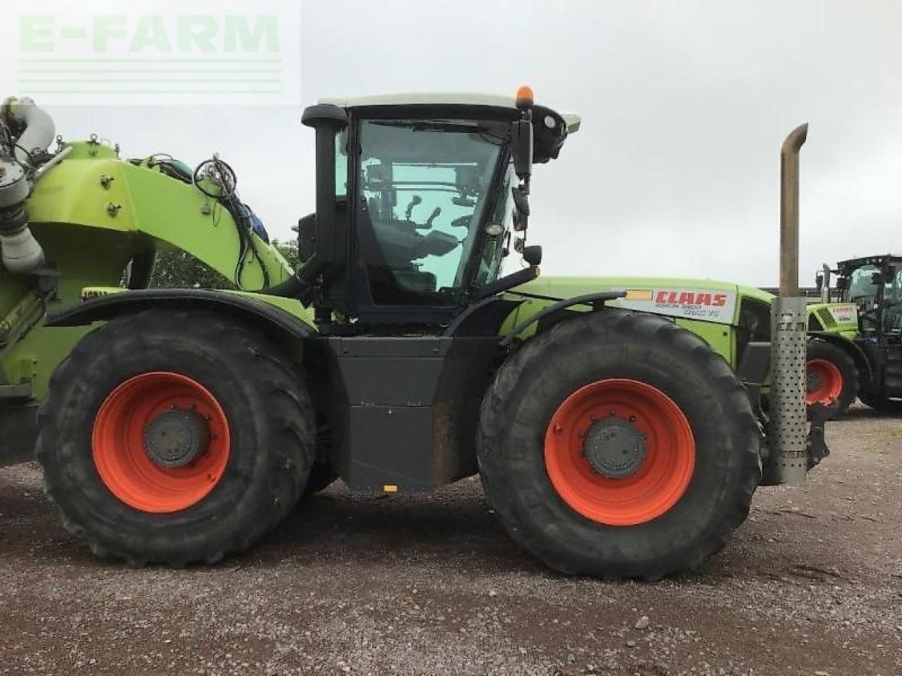 CLAAS xerion 3800 trac vc TRAC VC - Traktor: gambar 5 CLAAS xerion 3800 trac vc TRAC VC - Traktor: gambar 5