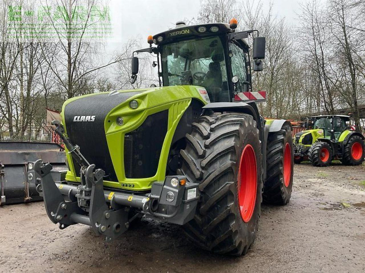 CLAAS xerion 4200 trac vc TRAC VC - Traktor: gambar 1 CLAAS xerion 4200 trac vc TRAC VC - Traktor: gambar 1