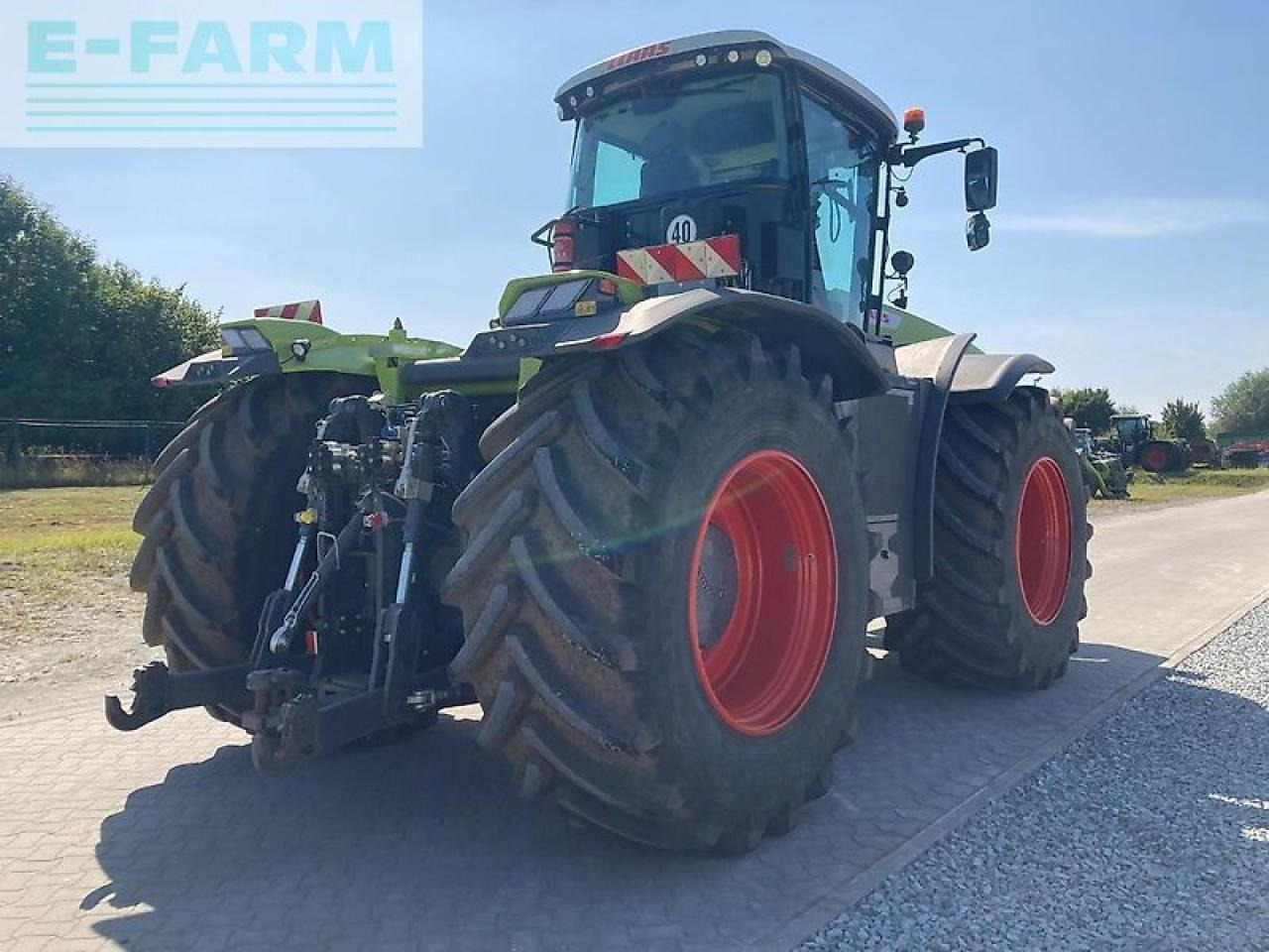 CLAAS xerion 5000 trac TRAC - Traktor: gambar 5 CLAAS xerion 5000 trac TRAC - Traktor: gambar 5