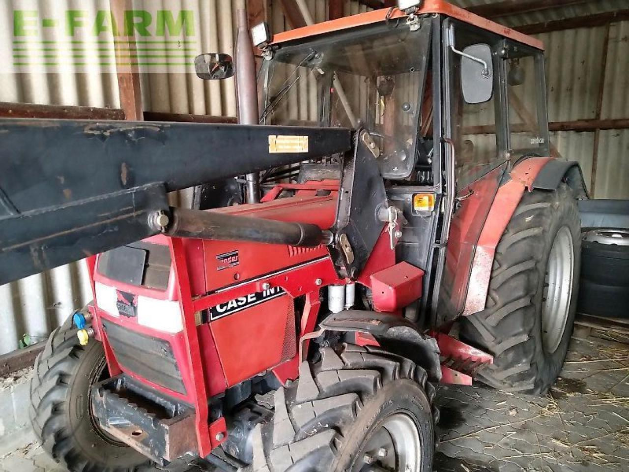 Case-IH 640 - Traktor: gambar 2 Case-IH 640 - Traktor: gambar 2