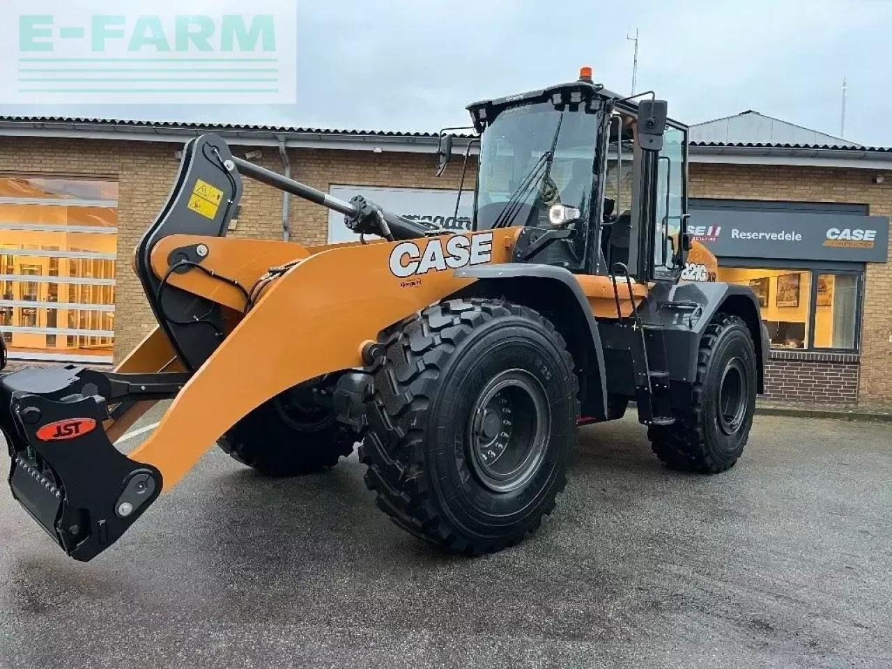 Case-IH 821 g xr - Ekskavator mini: gambar 2 Case-IH 821 g xr - Ekskavator mini: gambar 2