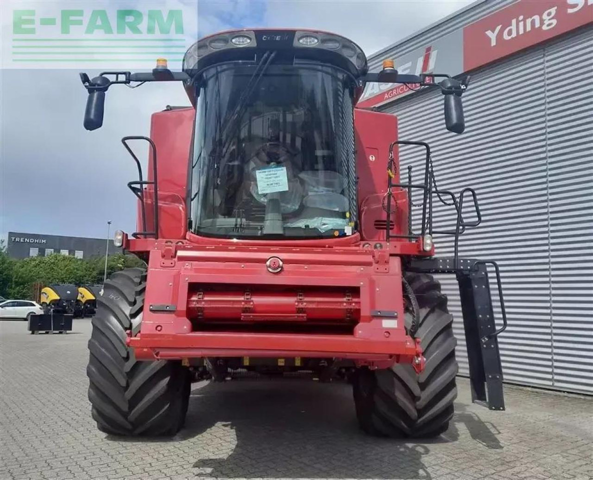 Case-IH 8250 kampagnepris axial-flow 8250 med 35 fod varioskærebord - Pemanen gabungan: gambar 5 Case-IH 8250 kampagnepris axial-flow 8250 med 35 fod varioskærebord - Pemanen gabungan: gambar 5
