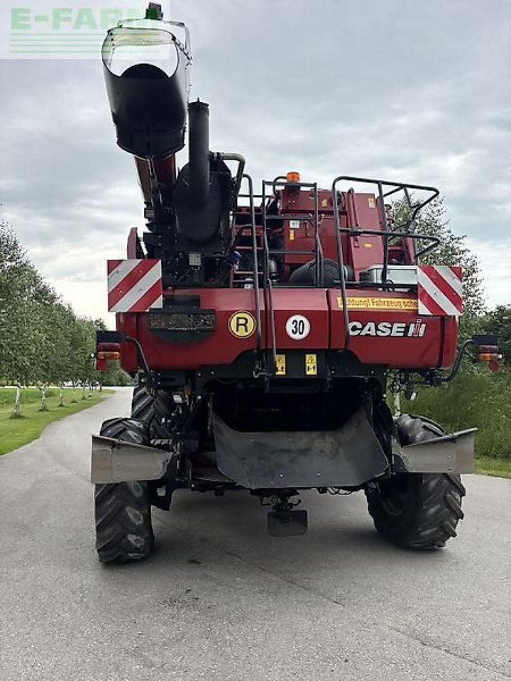 Case-IH axial-flow 6140 - Pemanen gabungan: gambar 3 Case-IH axial-flow 6140 - Pemanen gabungan: gambar 3