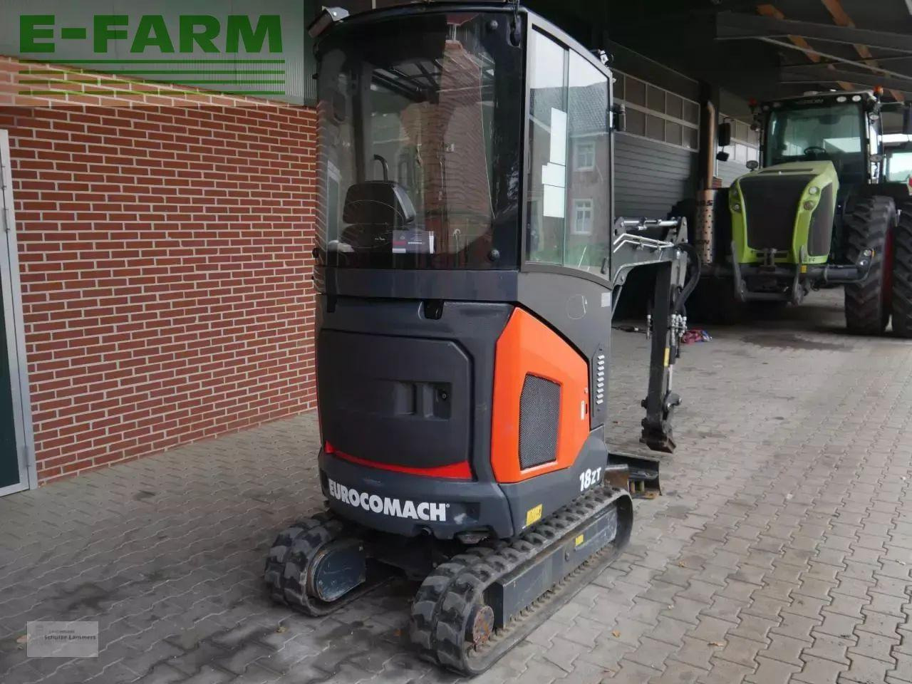 Case-IH eurocomach 18zt - Ekskavator mini: gambar 4 Case-IH eurocomach 18zt - Ekskavator mini: gambar 4