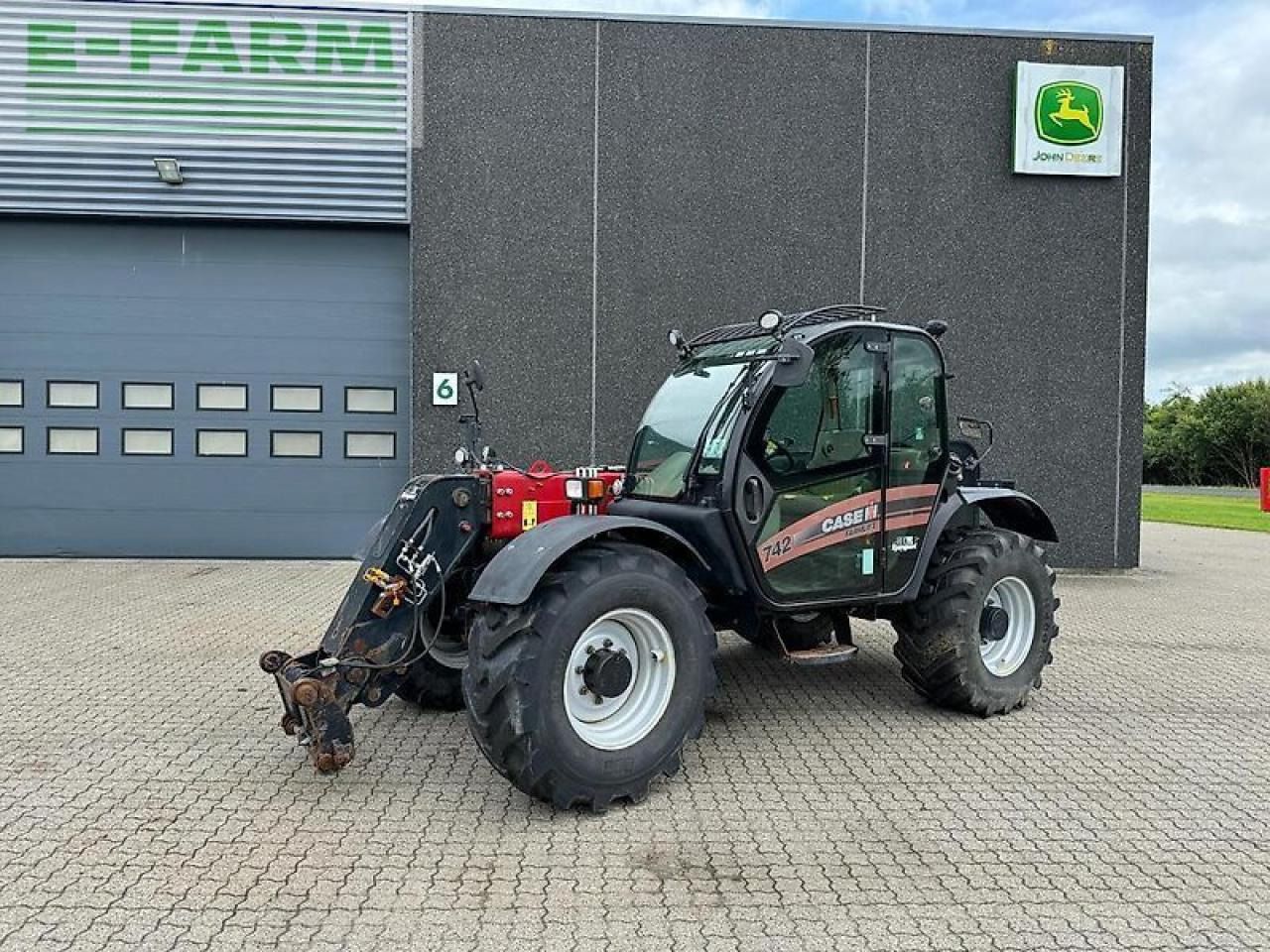 Case-IH farmlift 742 - Telehandler: gambar 1 Case-IH farmlift 742 - Telehandler: gambar 1