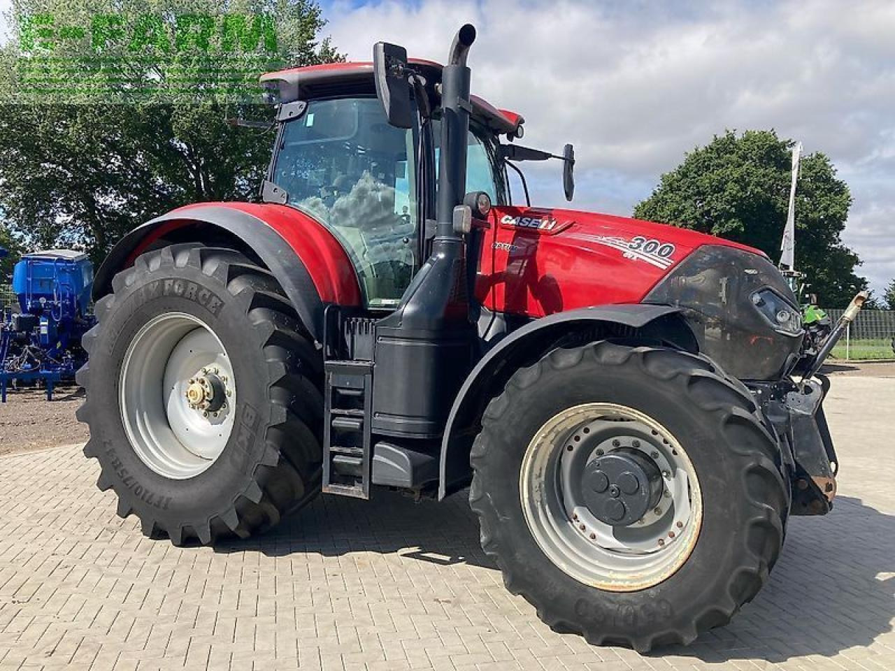 Case-IH optum 300 cvx CVX - Traktor: gambar 4 Case-IH optum 300 cvx CVX - Traktor: gambar 4