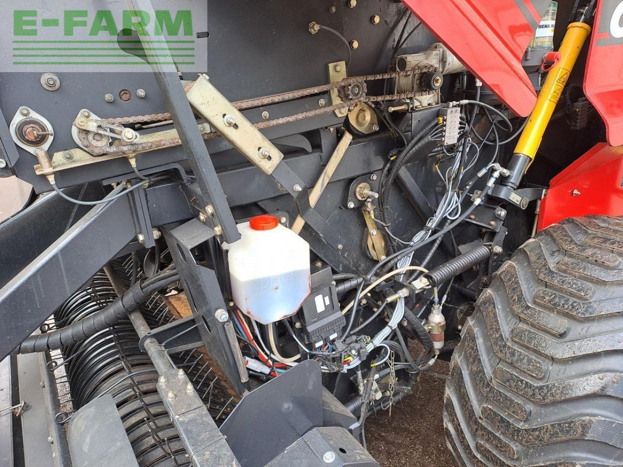 Baler persegi Case-IH rb 544: gambar 12