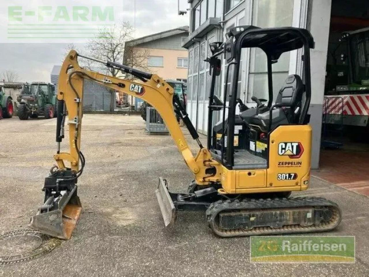 Caterpillar 301.7 cr minibager - Ekskavator mini: gambar 2 Caterpillar 301.7 cr minibager - Ekskavator mini: gambar 2