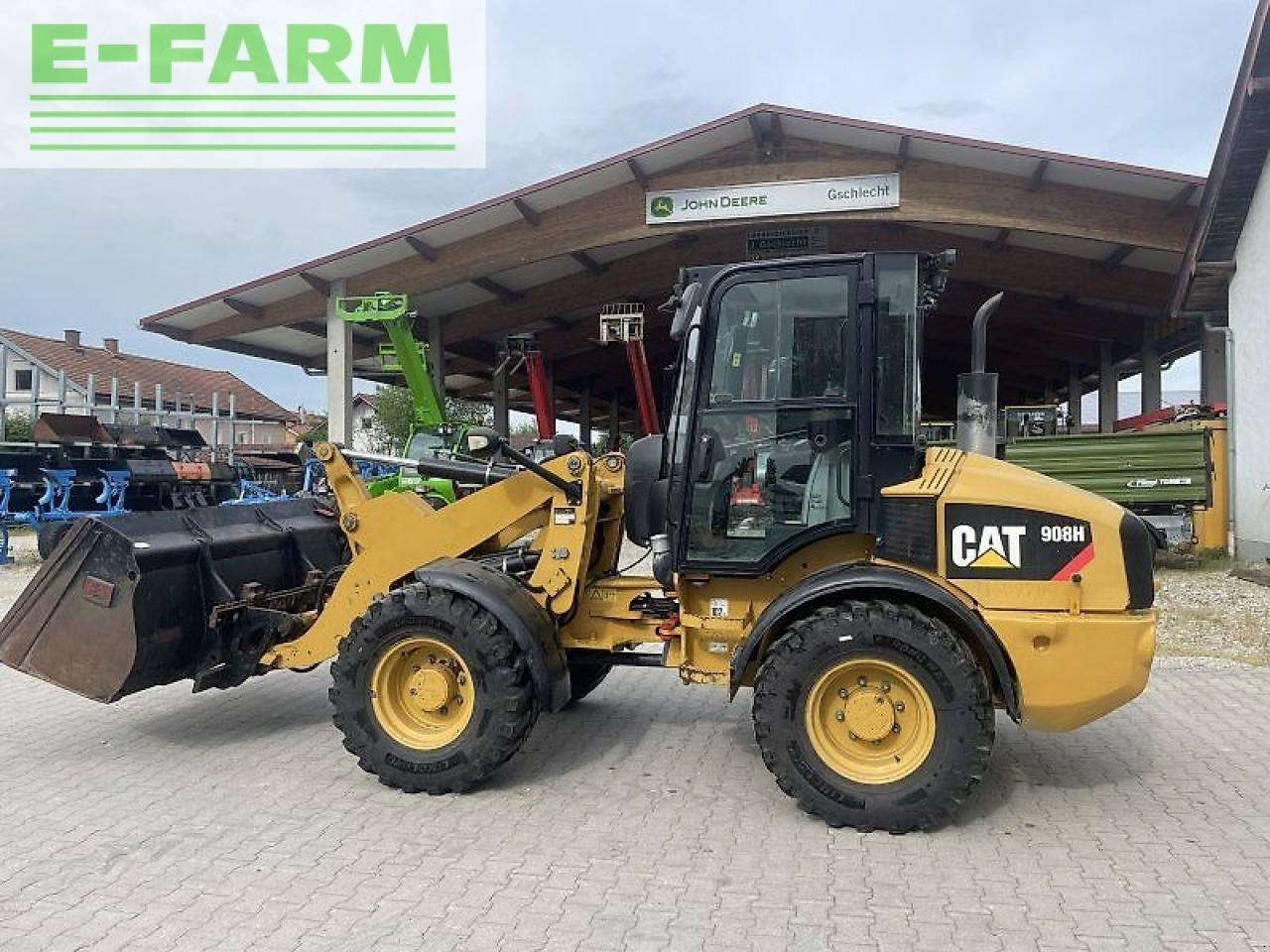 Caterpillar 908 h - Ekskavator mini: gambar 1 Caterpillar 908 h - Ekskavator mini: gambar 1