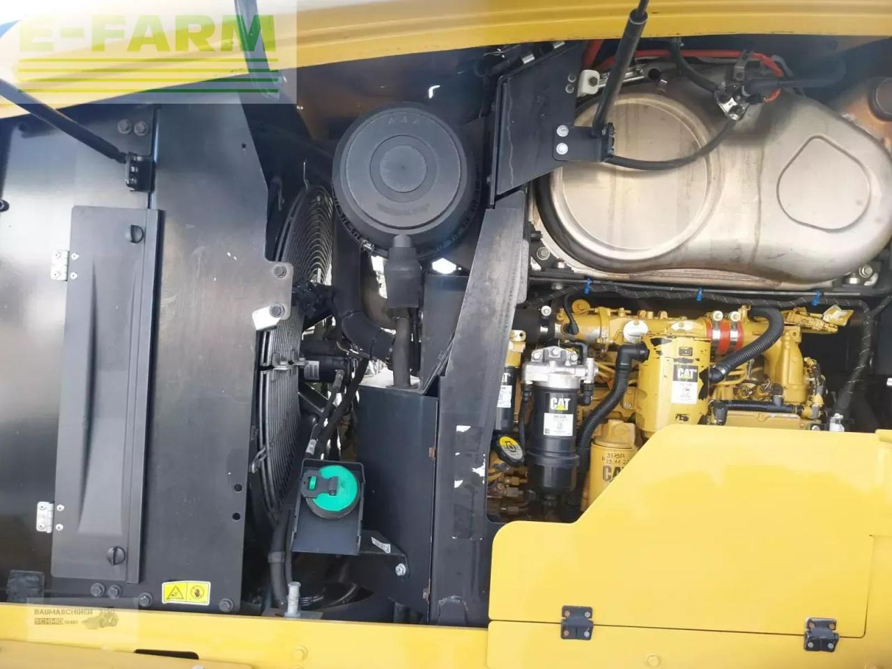 Caterpillar 926 m - Ekskavator mini: gambar 5 Caterpillar 926 m - Ekskavator mini: gambar 5