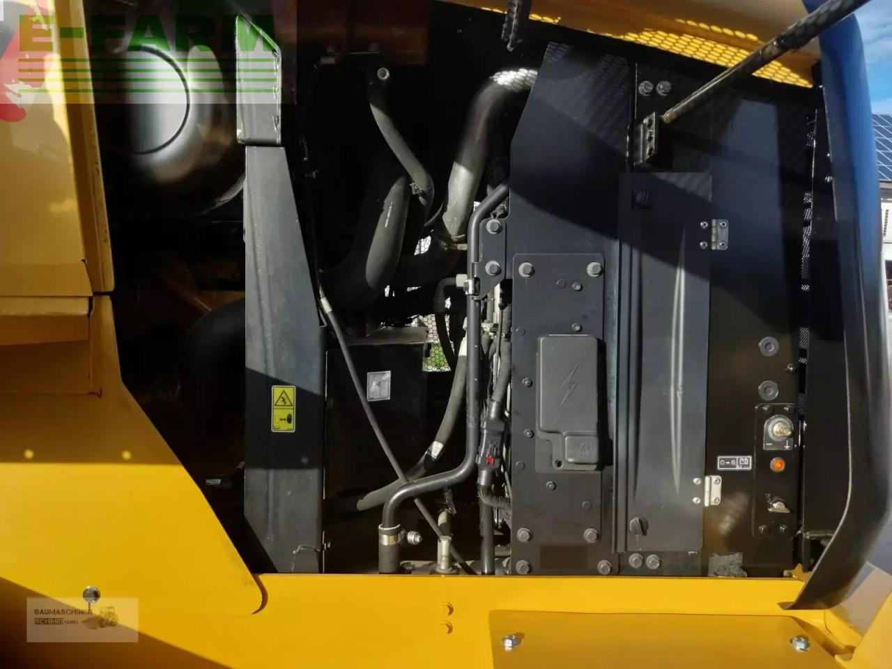 Ekskavator mini Caterpillar 926 m: gambar 6 Ekskavator mini Caterpillar 926 m: gambar 6