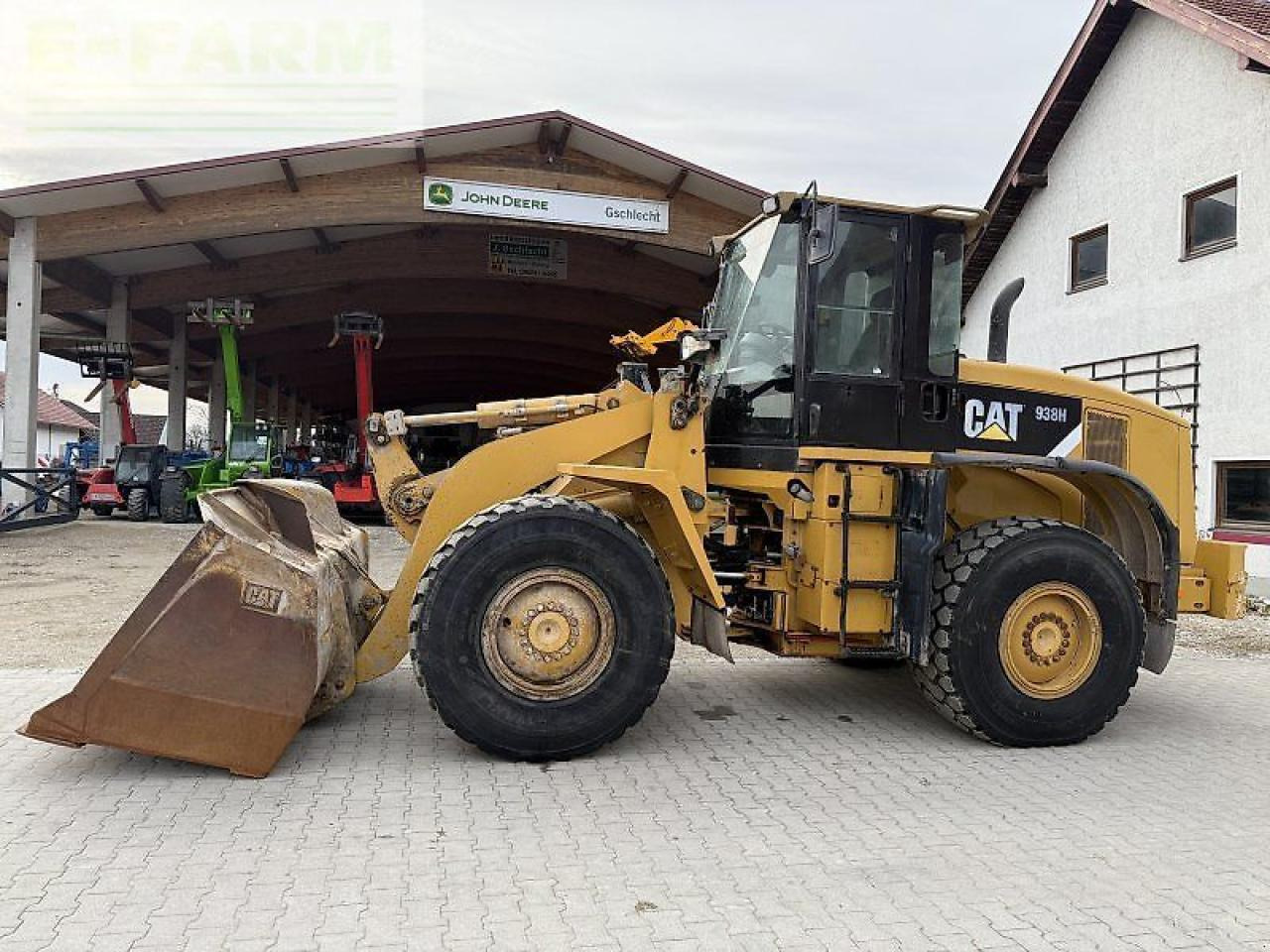 Caterpillar 938 h - Ekskavator mini: gambar 4 Caterpillar 938 h - Ekskavator mini: gambar 4