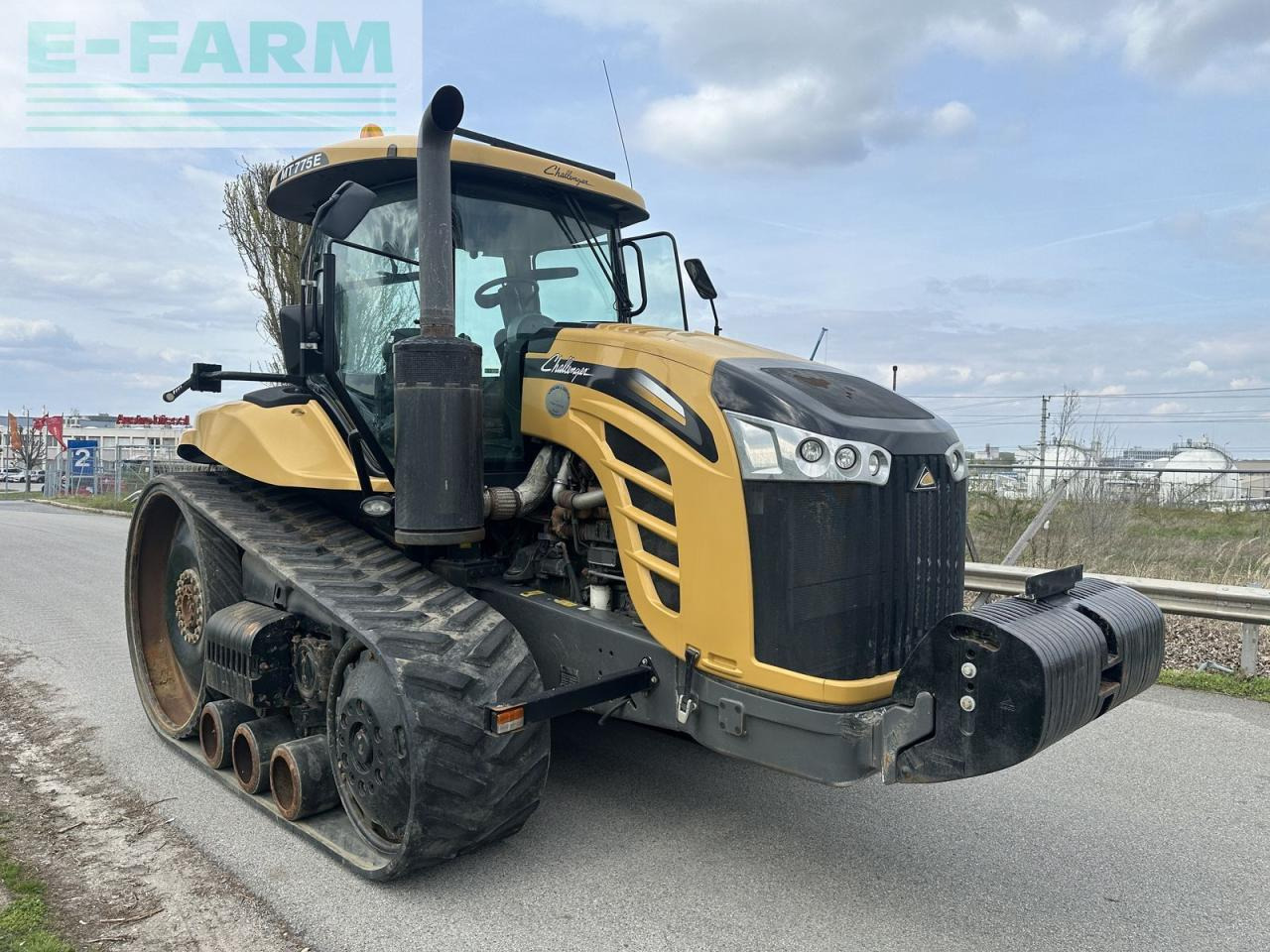 Challenger mt775e - Traktor: gambar 1 Challenger mt775e - Traktor: gambar 1