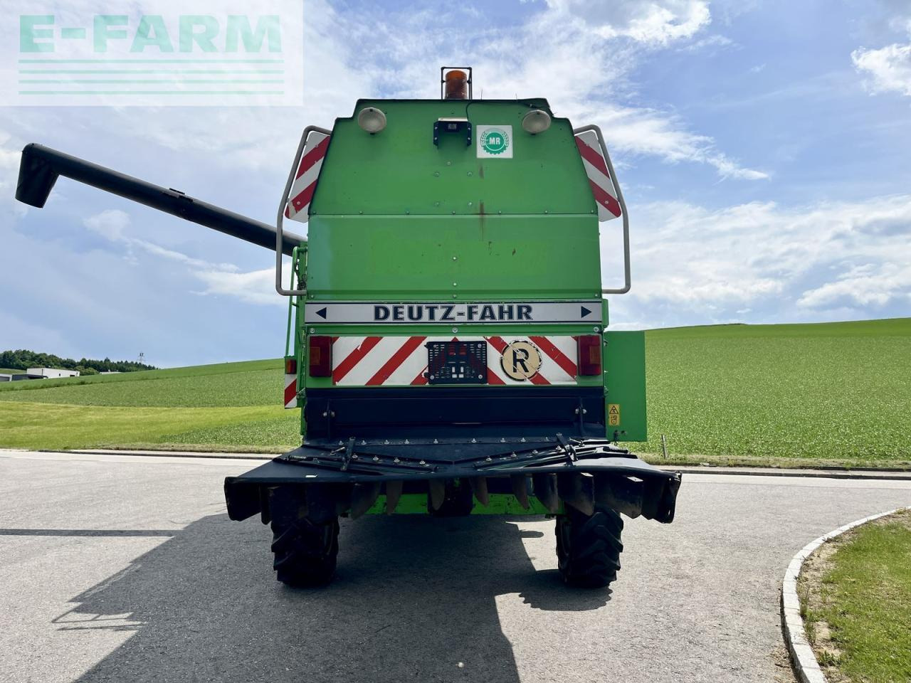 Deutz-Fahr 4075 balance - Pemanen gabungan: gambar 4 Deutz-Fahr 4075 balance - Pemanen gabungan: gambar 4