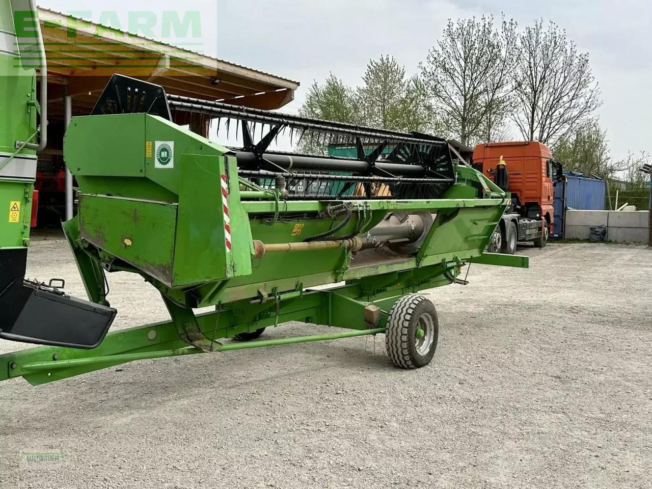 Pemanen gabungan Deutz-Fahr 4075 balance - (gebrauchter deutz fahr 4075): gambar 21 Pemanen gabungan Deutz-Fahr 4075 balance - (gebrauchter deutz fahr 4075): gambar 21