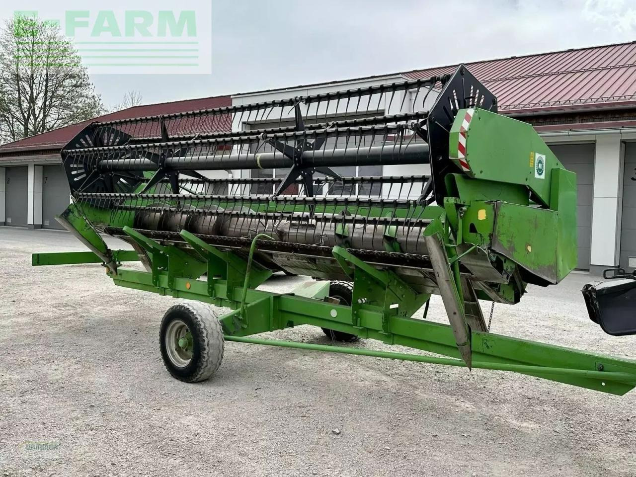 Pemanen gabungan Deutz-Fahr 4075 balance - (gebrauchter deutz fahr 4075): gambar 18 Pemanen gabungan Deutz-Fahr 4075 balance - (gebrauchter deutz fahr 4075): gambar 18